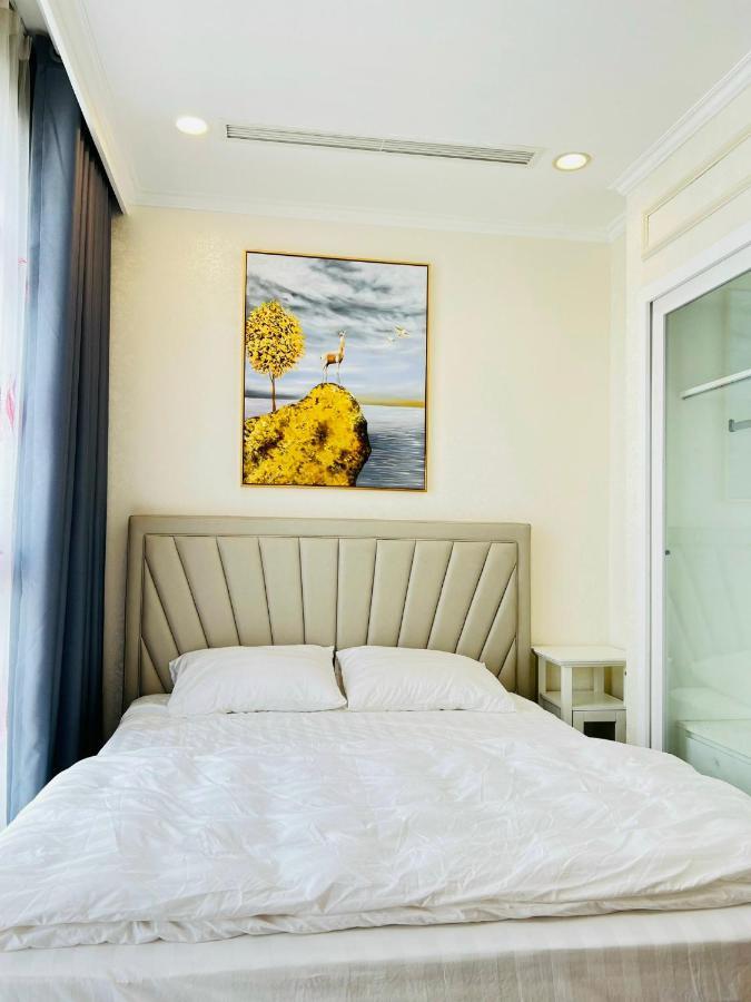 Vincom Royal 72 Nguyen Trai Thanh Xuan *